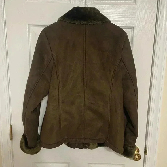 Warm Cozy and Beautiful Braetan Coat Size Small - Picture 8 of 12